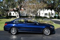 2017 Mercedes-Benz C-Class full