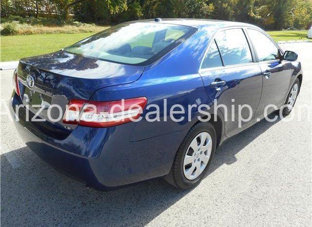 2011 Toyota Camry LE full