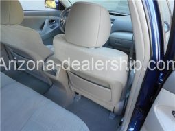 2011 Toyota Camry LE full