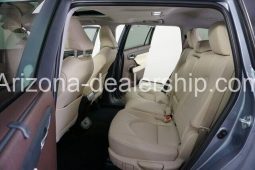 2022 Toyota Highlander XLE full