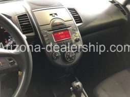 2011 Kia Soul + 4dr Crossover full