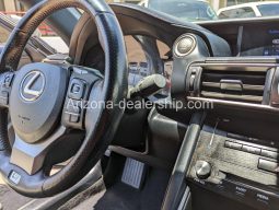 2017 Lexus IS Base 4dr Sedan full