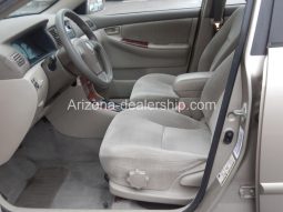 2004 Toyota Corolla LE 4dr Sedan full