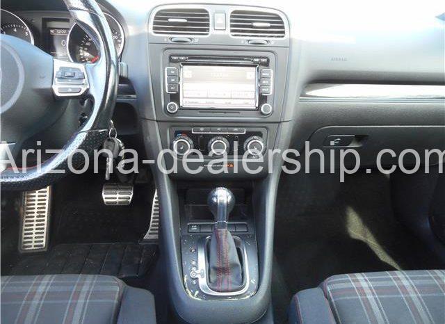 2010 Volkswagen Golf full