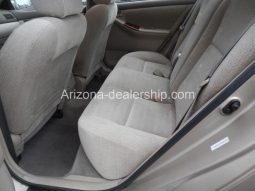 2004 Toyota Corolla LE 4dr Sedan full