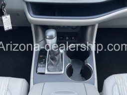 2018 Toyota Highlander LE Plus full