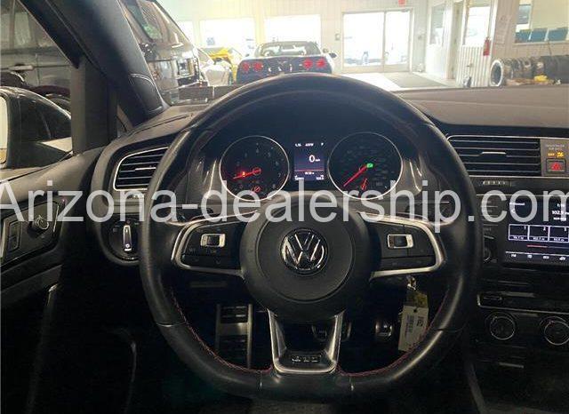 2017 Volkswagen Golf full