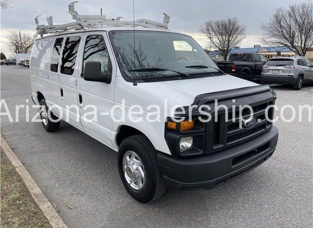 2010 Ford Econoline Cargo Van E250 full