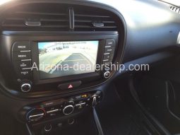 2021 KIA Soul LX (M6) full