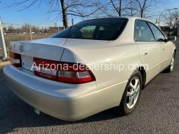 2001 Lexus ES Base 4dr Sedan full