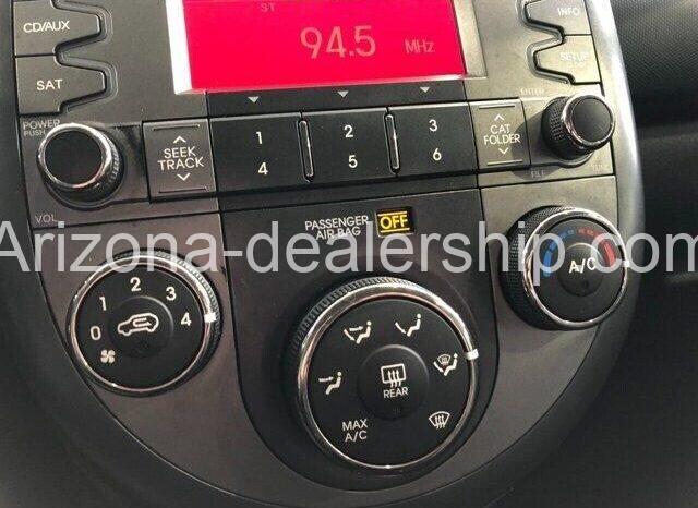 2011 Kia Soul + 4dr Crossover full