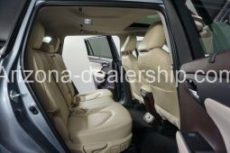 2022 Toyota Highlander XLE full