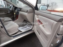 2004 Toyota Corolla LE 4dr Sedan full