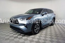 2022 Toyota Highlander XLE full