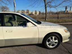 2001 Lexus ES Base 4dr Sedan full