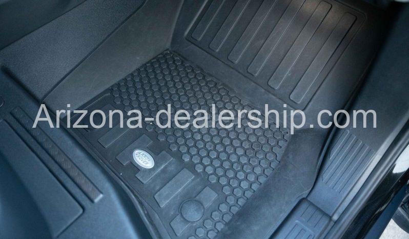 2020 Land Rover Defender 110 SE full