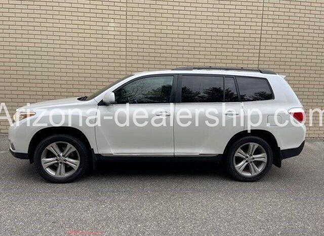 2012 Toyota Highlander SE full