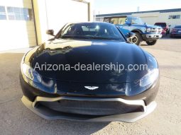 2019 Aston Martin Vantage Base full