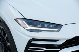 2020 Lamborghini Urus full