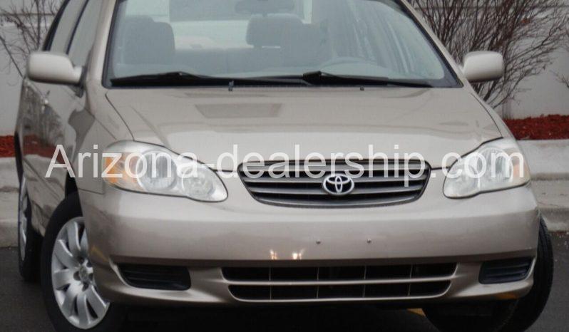 2004 Toyota Corolla LE 4dr Sedan full