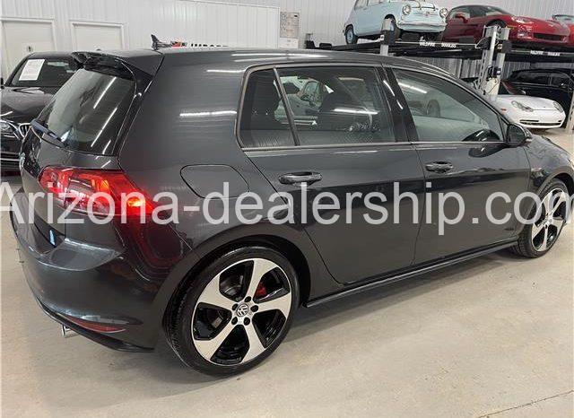 2017 Volkswagen Golf full