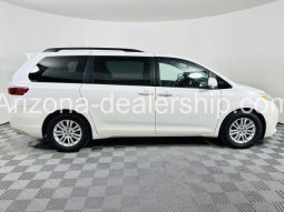 2015 Toyota Sienna XLE full