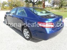 2011 Toyota Camry LE full