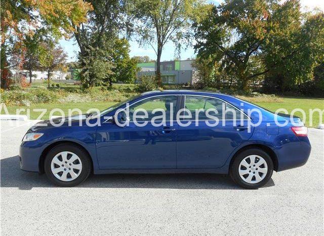 2011 Toyota Camry LE full