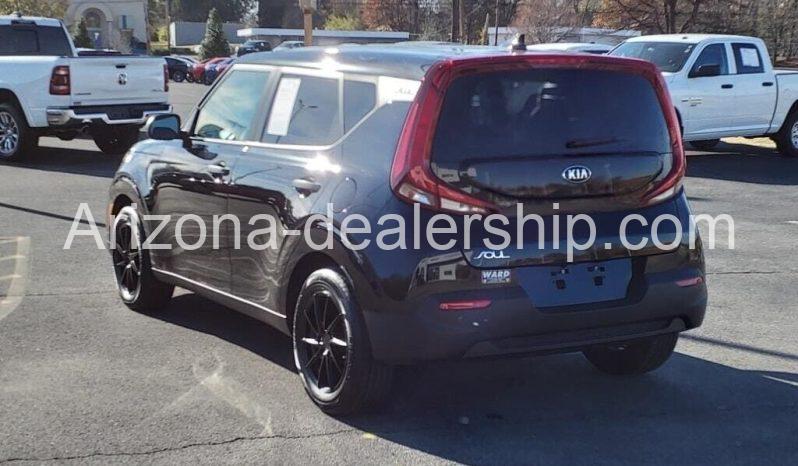 2021 KIA Soul LX (M6) full