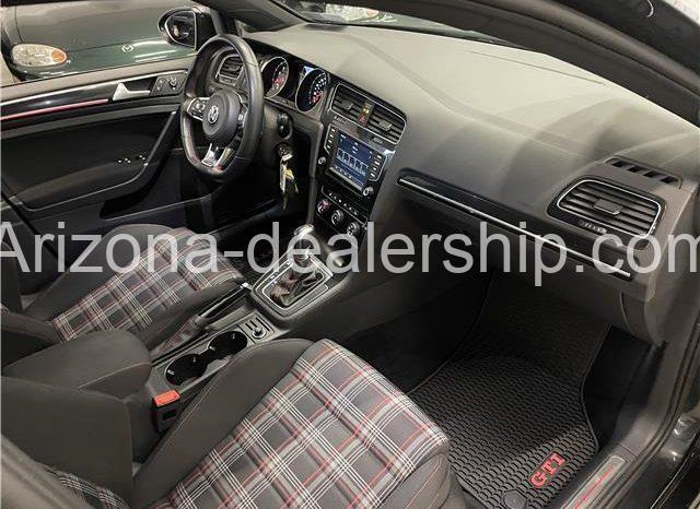 2017 Volkswagen Golf full