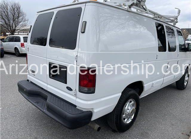 2010 Ford Econoline Cargo Van E250 full