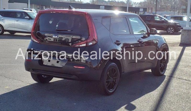 2021 KIA Soul LX (M6) full