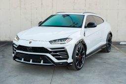 2020 Lamborghini Urus full