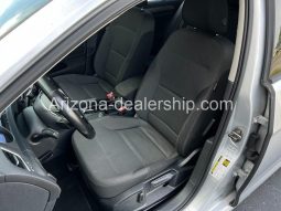 2016 Volkswagen Golf TSI S full