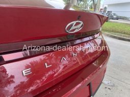 2021 Hyundai Elantra SEL full