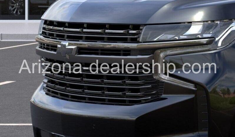 2023 Chevrolet Suburban RST full