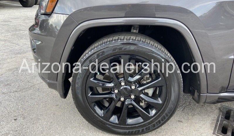 2021 Jeep Grand Cherokee Laredo X full