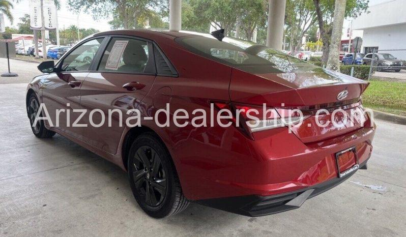 2021 Hyundai Elantra SEL full