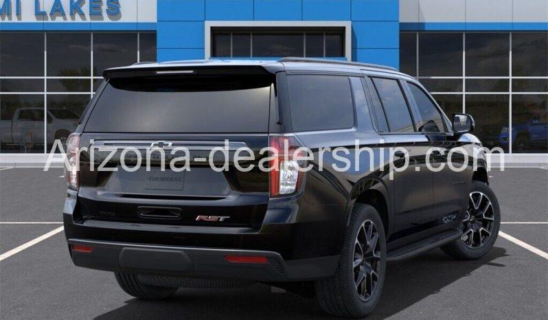 2023 Chevrolet Suburban RST full