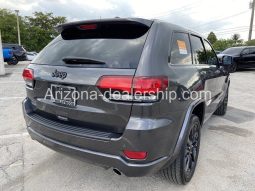 2021 Jeep Grand Cherokee Laredo X full