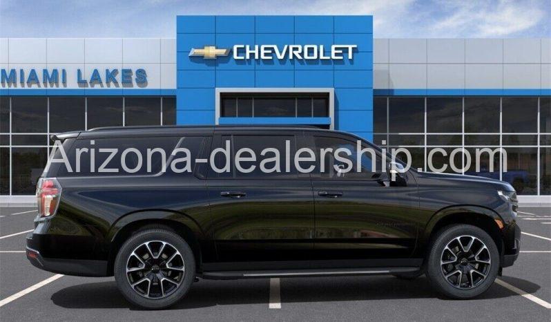 2023 Chevrolet Suburban RST full