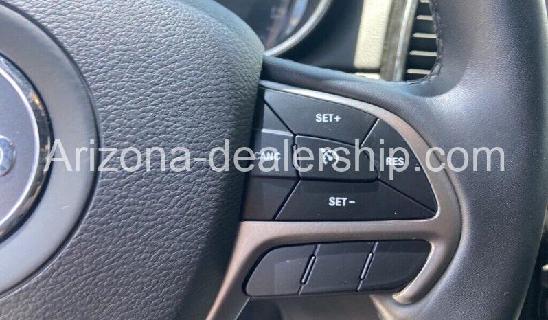 2021 Jeep Grand Cherokee Laredo X full