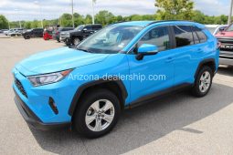 2021 Blue Toyota RAV4 XLE full