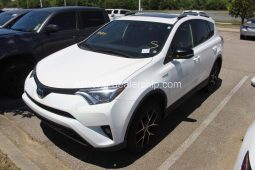 2017 Toyota RAV4 SE full