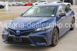 2023 Toyota Camry Hybrid SE Nightshade full