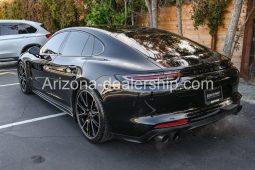 2020 Porsche Panamera GTS full