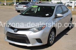 2015 Toyota Corolla LE full