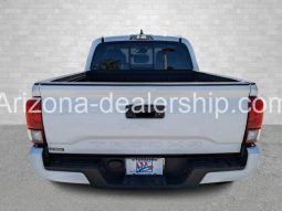 2022 Toyota Tacoma SR full