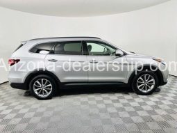 2017 Hyundai Santa Fe SE full