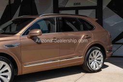 2021 Bentley Bentayga V8 full